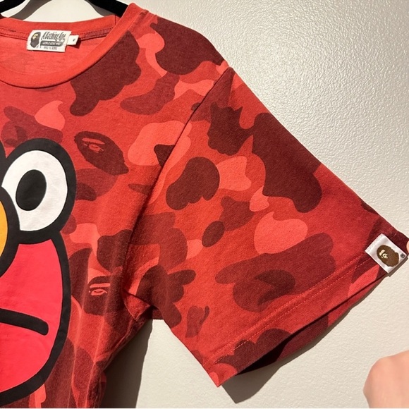๐HOST PICK x 2๐ BAPE x Baby Milo x Sesame Street Limited Edition Tee, Red, Small - Picture 9 of 15